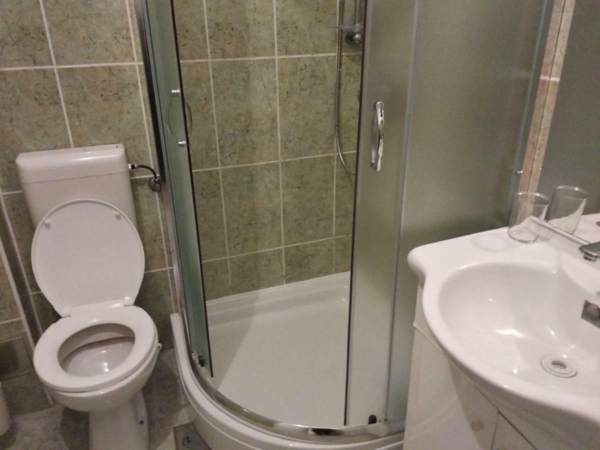 Ferienwohnung Jelena Omiš Exterior foto